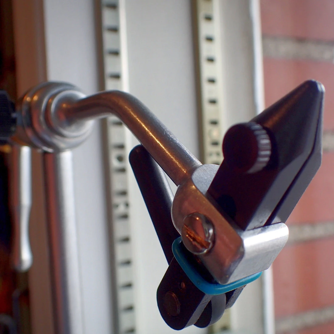 Renzetti Traveler 2000 C-Clamp Fly Tying Vises 2 Renzetti Traveler 2000 C-Clamp Fly Tying Vises